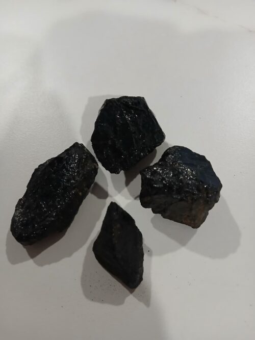 Black Tourmaline Rough – Raw Protection & Grounding Crystal (15–40g)