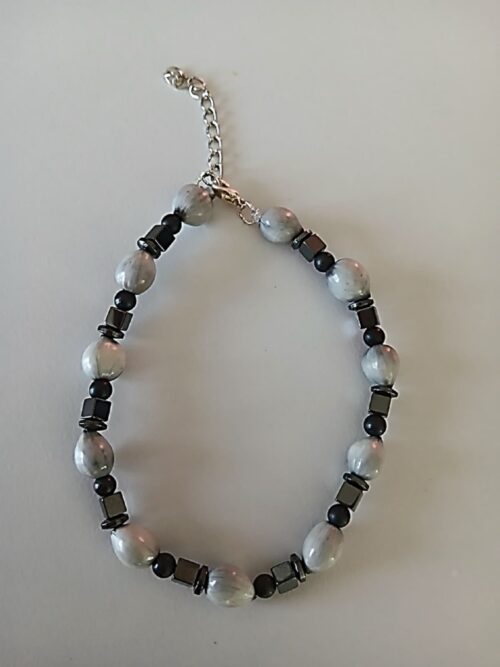 Shield of Grace – Magnetic Energy Band with Job’s Tears, Shungite & Hematite | Grounding, Protection & Subtle Strength